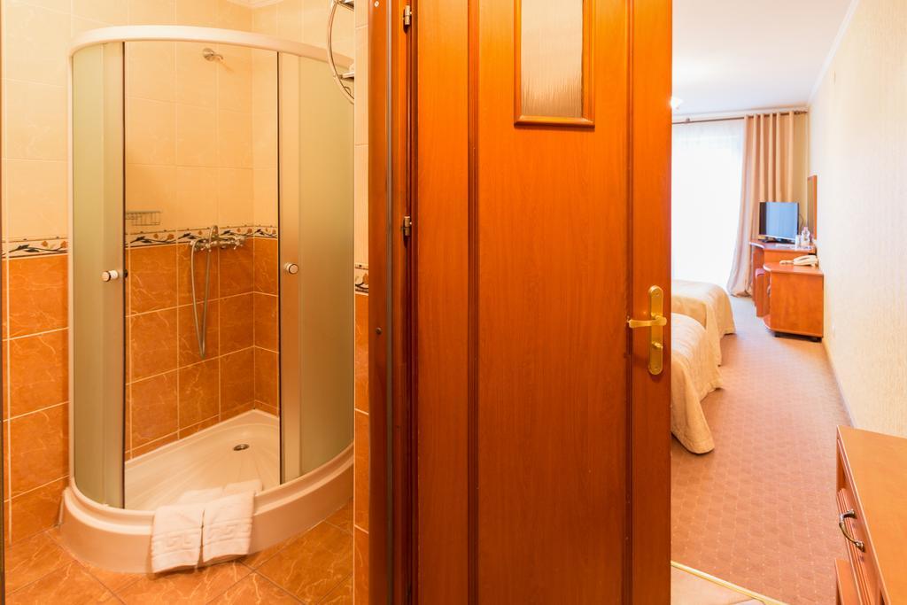 Stanislavsky Hotel Group Jaremtsche Exterior foto